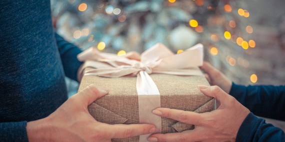 The Science Of Gift Giving- 7 Ways You Can Get Someone The Perfect Gift