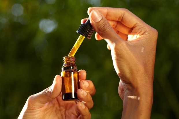 How CBD Oil Can Help Your Skin
